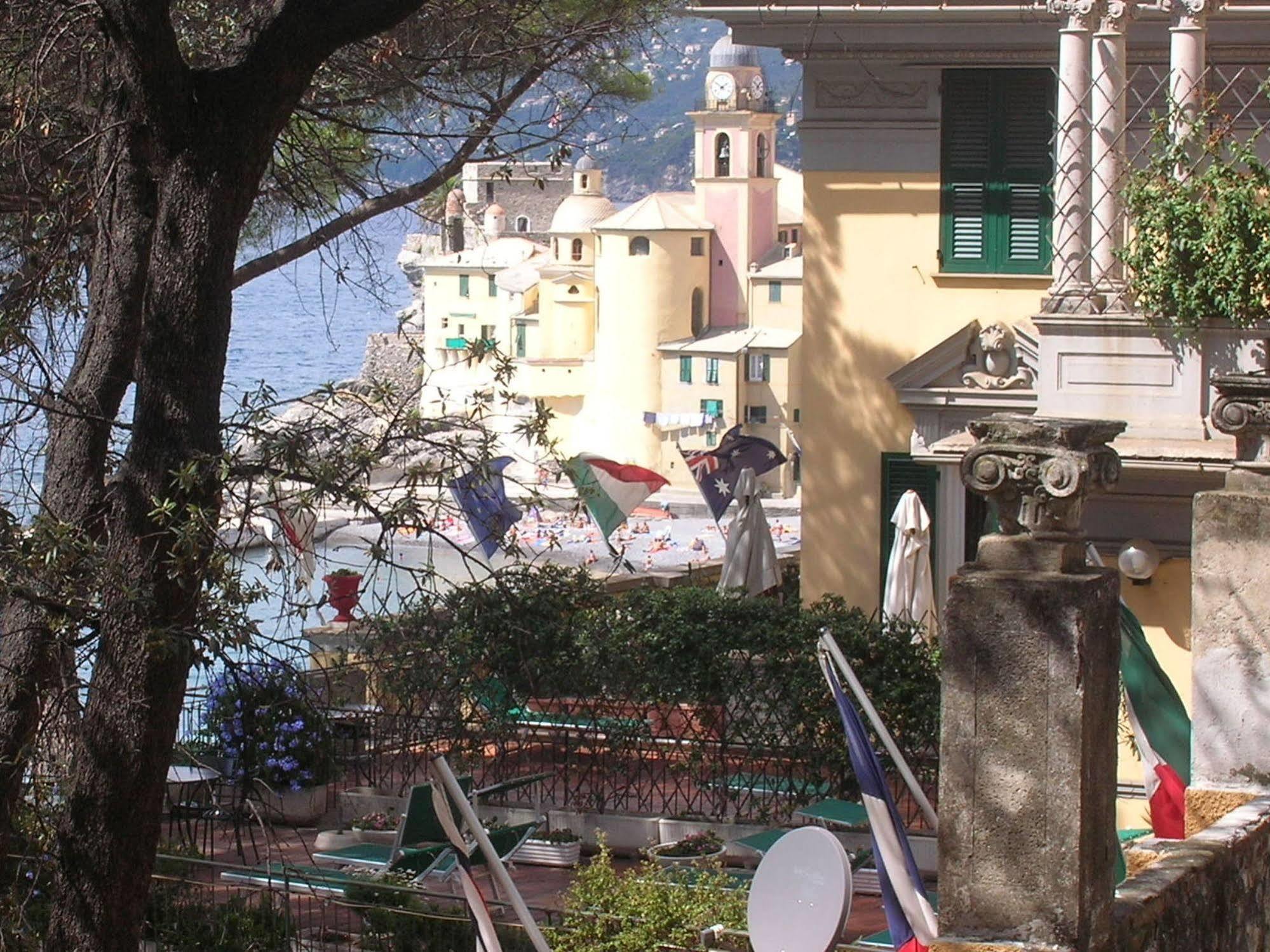 Hôtel Casmona à Camogli Extérieur photo